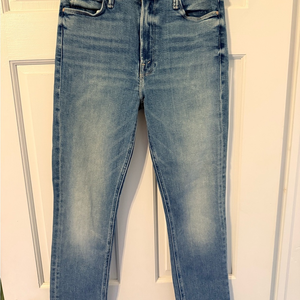 MOTHER The Mid Rise Dazzler Fray light wash NWT women’s